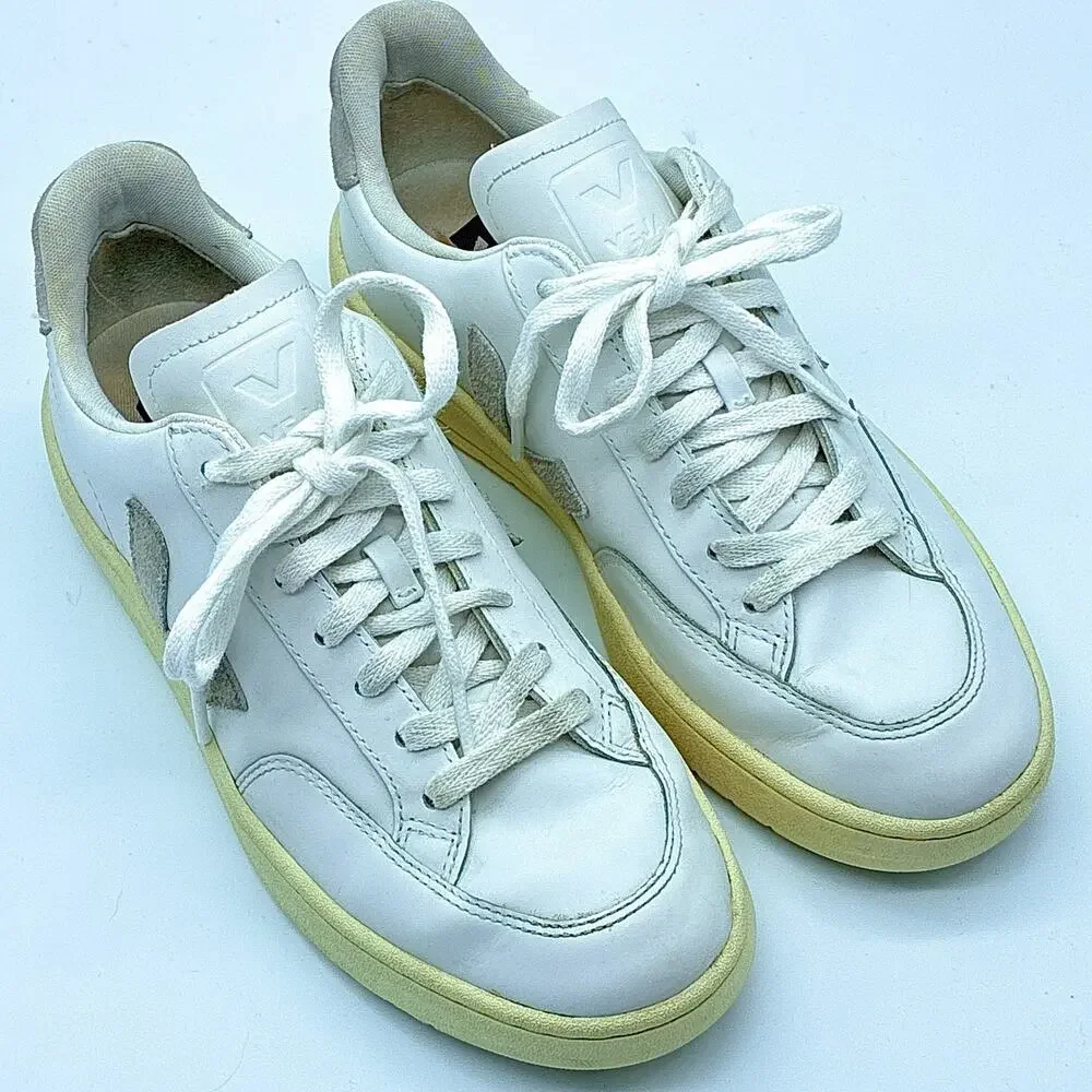 Veja Shoes Womens 9 White V-12 Leather Suede Sneakers Preppy Tennis Luxury - Picture 6 of 10
